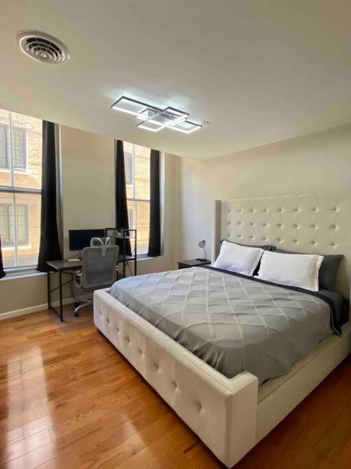 Downtown Albany 2 Bedroom + Workstation @ The Mark Bagian luar foto