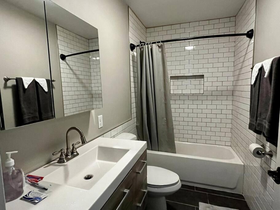 Downtown Albany 2 Bedroom + Workstation @ The Mark Bagian luar foto