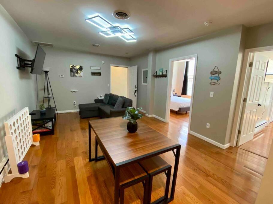 Downtown Albany 2 Bedroom + Workstation @ The Mark Bagian luar foto