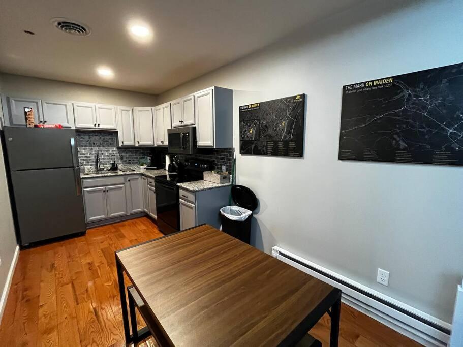 Downtown Albany 2 Bedroom + Workstation @ The Mark Bagian luar foto